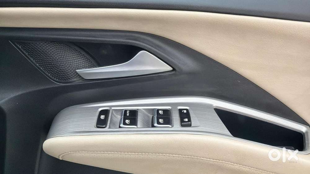 Mg Hector Sharp Pro 1.5 Turbo Cvt, 2023, Petrol