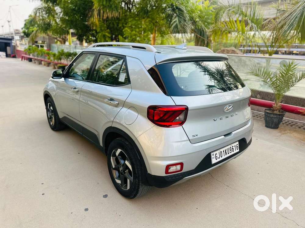 Hyundai Venue 1.0 Sx (o) Turbo Dct, 2019, Petrol