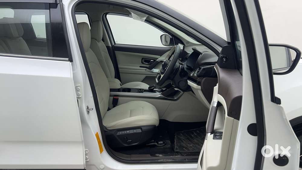 Tata Safari Accomplished X Plus 7 Str At, 2026, Petrol