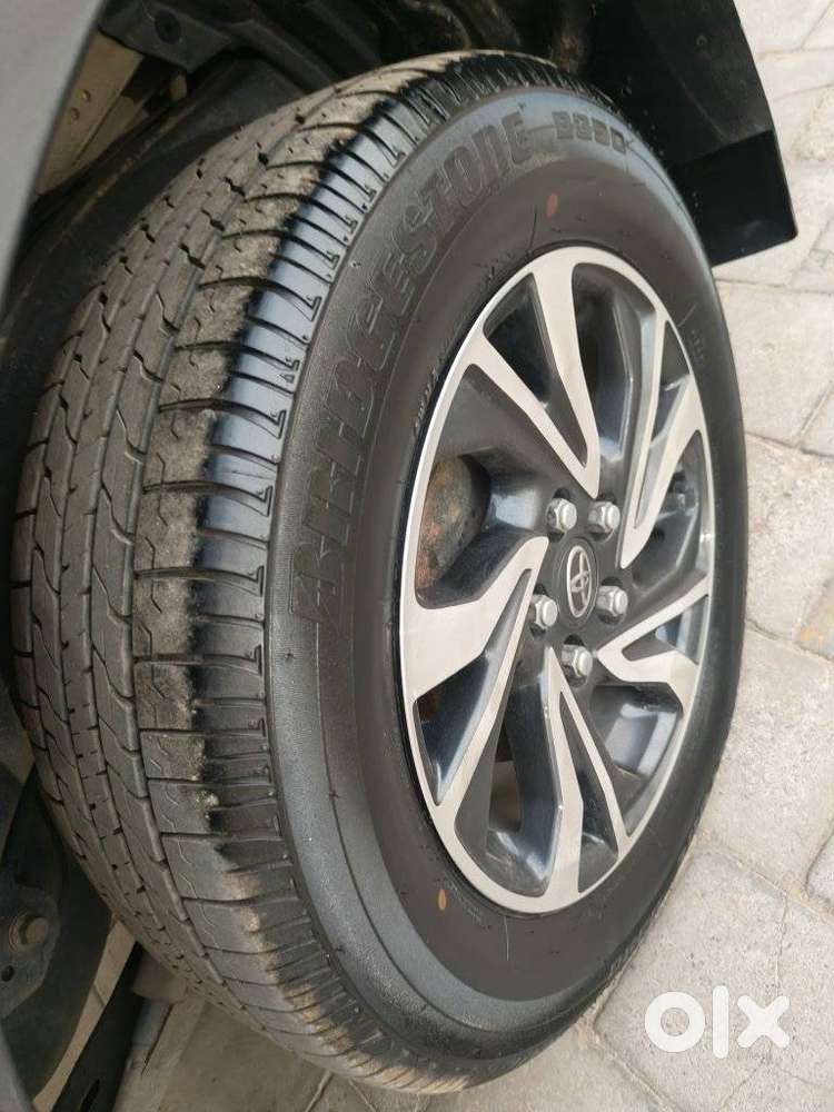 Toyota Innova Crysta [2020-ongoing] 2.4 Vx 8 Str, 2021, Diesel