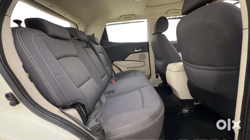 Mahindra Xuv300 W8 Diesel, 2021, Diesel