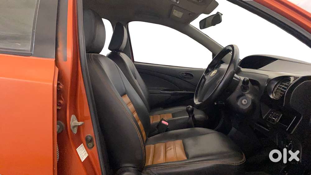 Toyota Etios Cross 1.2 G, 2017, Petrol