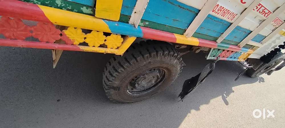 Mahindra Maxx Pickup