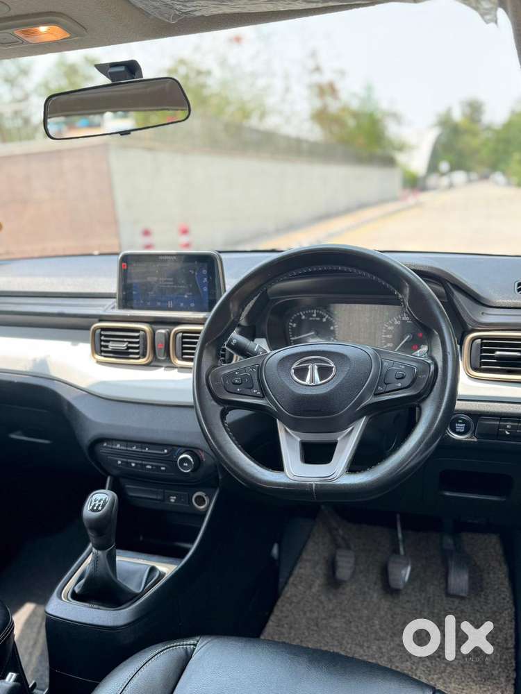 Tata Punch Accomplished, 2022, Petrol