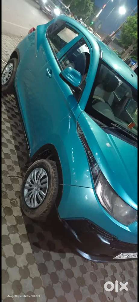 Mahindra Kuv 100 Diesel 2016 Owner 1st
