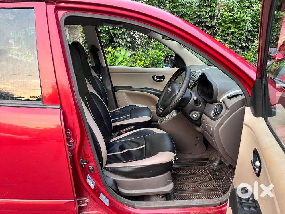 Hyundai I10 Sportz At, 2013, Petrol