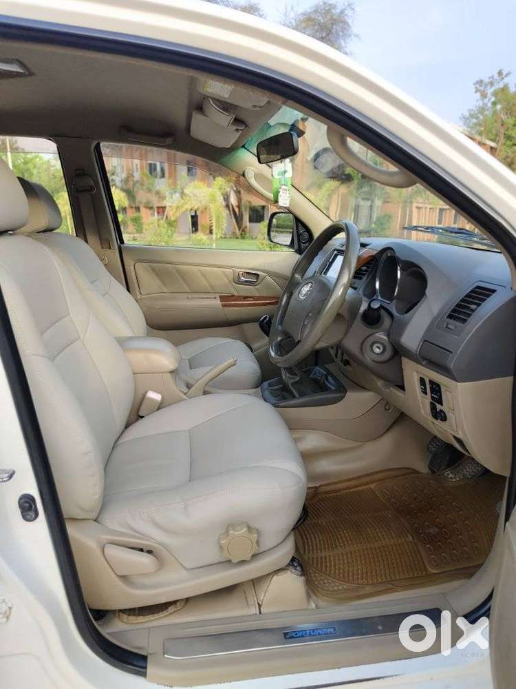 Toyota Fortuner 3.0 4x4 Manual, 2010, Diesel