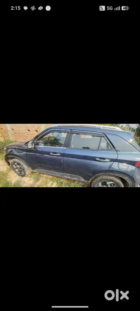 Hyundai Venue 2021 Diesel 75000 Km Driven