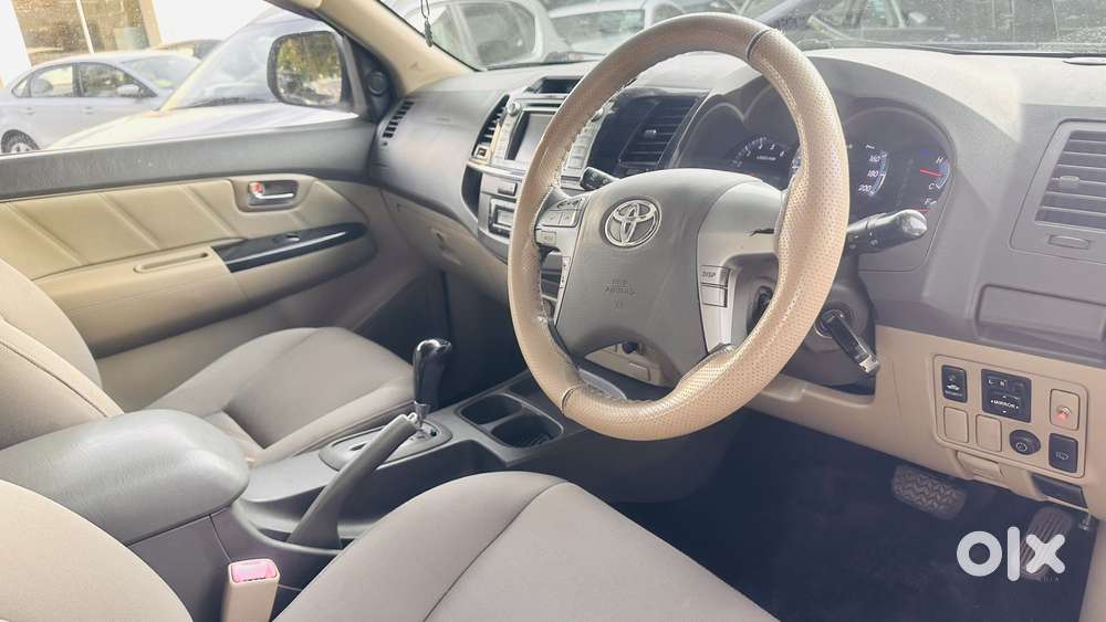 Toyota Fortuner 3.0 4x2 Automatic, 2012, Diesel
