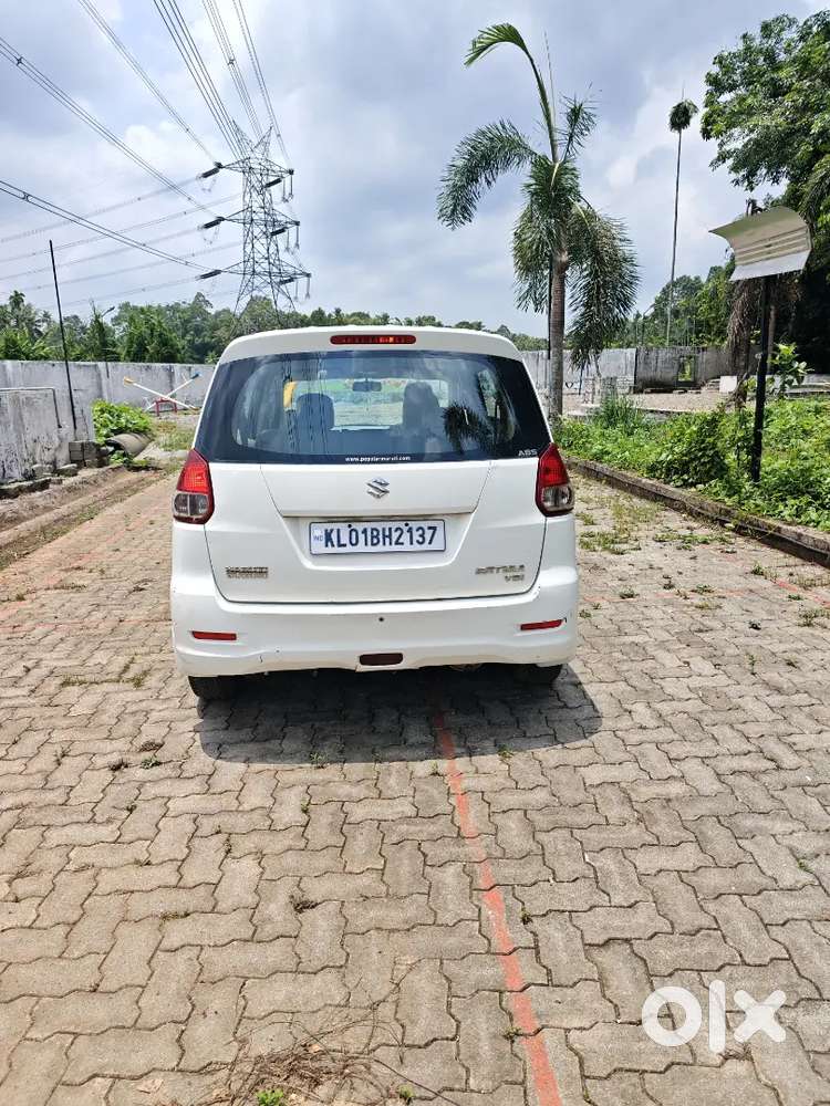 Maruti Suzuki Ertiga 2012 Diesel 150000 Km Driven