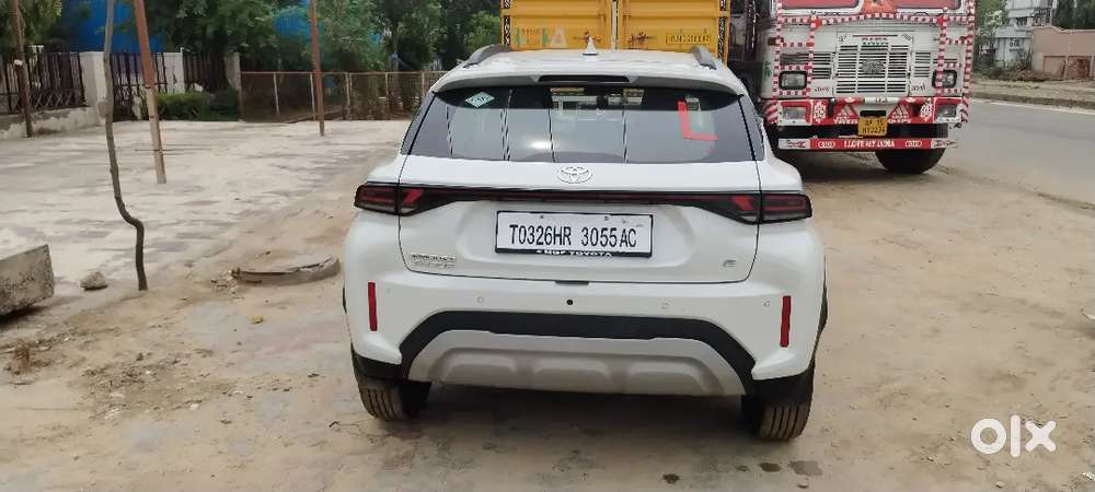 Toyota Urban Cruiser Taisor 2026 Cng & Hybrids 5200 Km Driven
