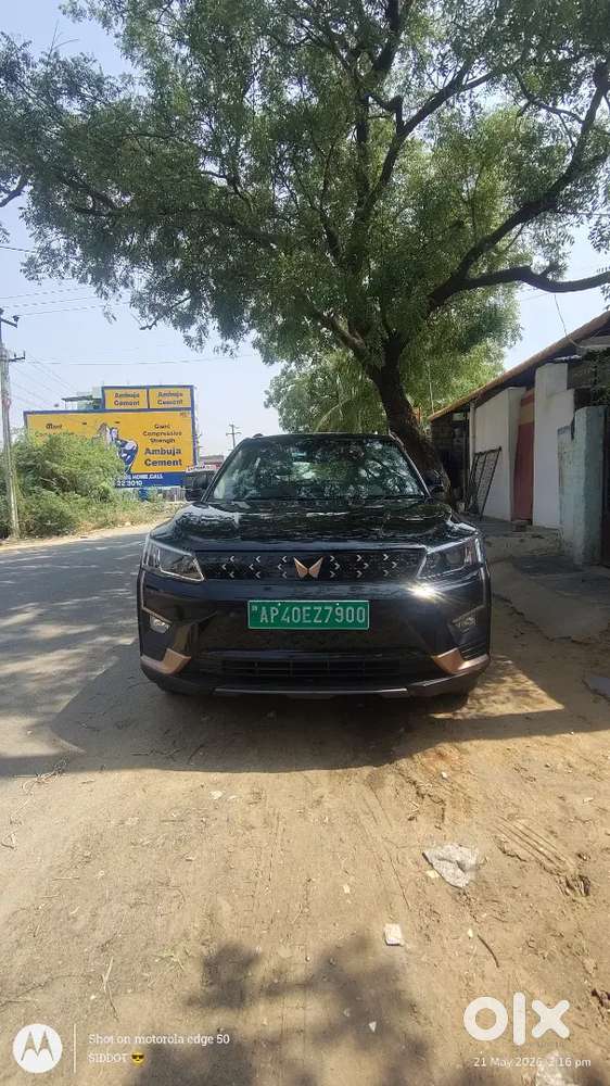 Mahindra Xuv400 Ev 2025 Electric Well Maintained