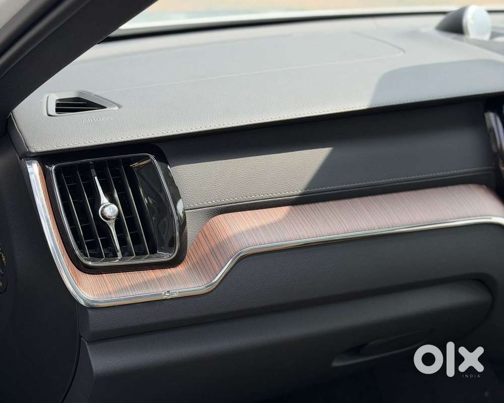 Volvo Xc60 2.0 B5 Ultimate, 2024, Petrol
