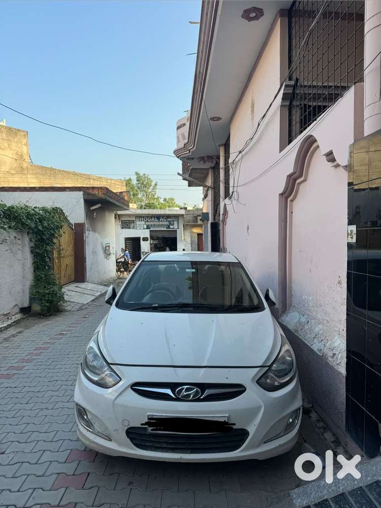 Hyundai Fluidic Verna 2013