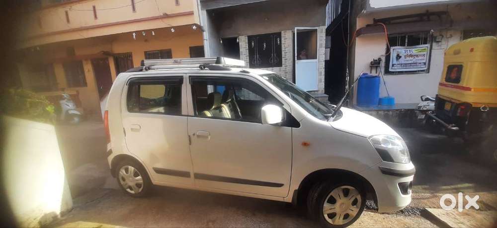 Maruti Wagon R Amt Vxi 2016