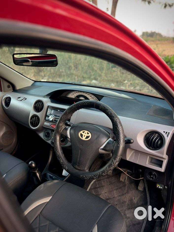 Toyota Etios Liva 2011-2012 G, 2012, Cng & Hybrids