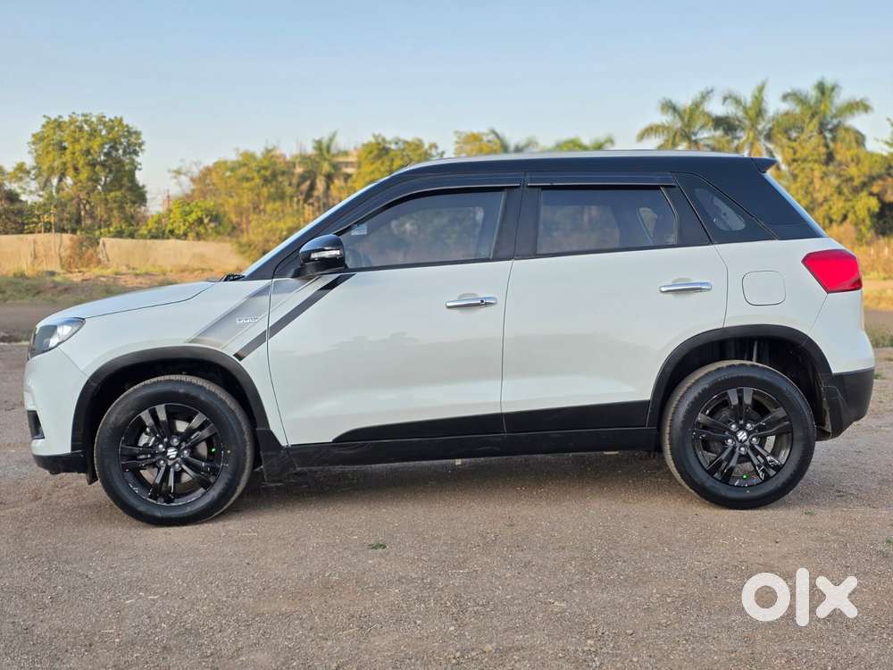 Maruti Suzuki Brezza Zdi+ Dual Tone, 2018, Diesel