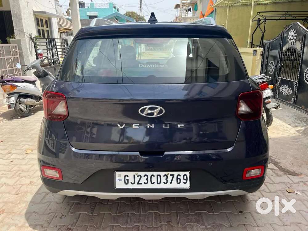 Urgent Selling. 
Hyundai Venue 2023 Cng & Hybrids 40000 Km Driven