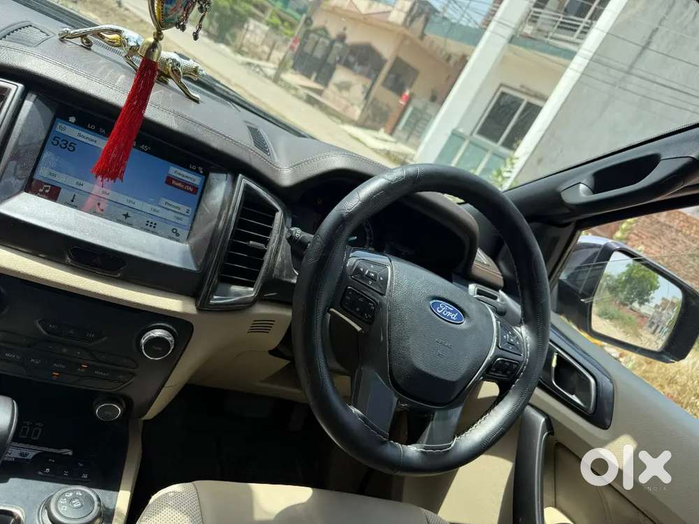 Ford Endeavour Titanium 4x4 2017