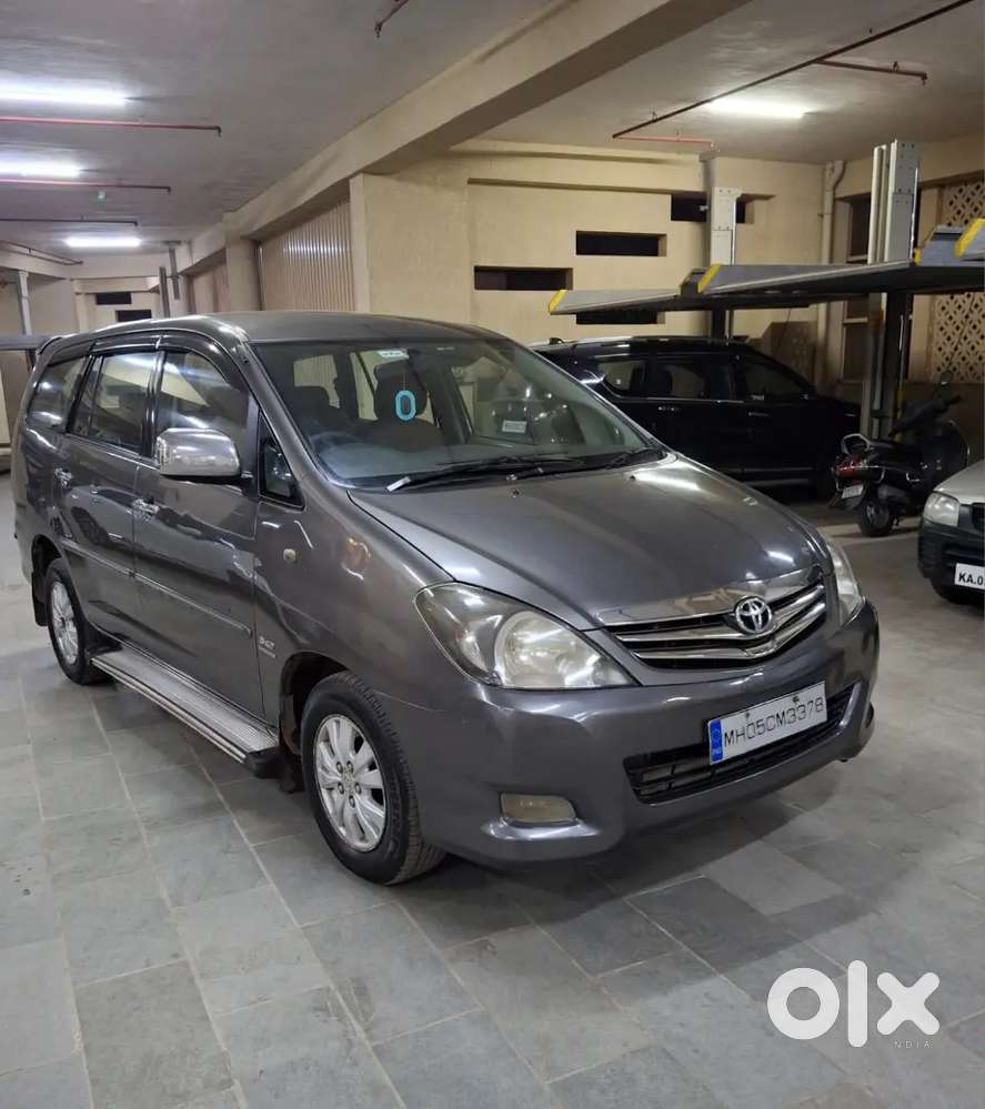Toyota Innova 2012 Diesel 150000 Km Driven