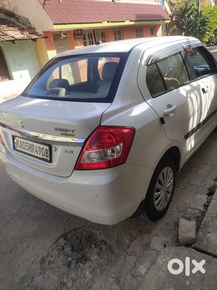 Maruti Suzuki Dzire 2015 Petrol 85000 Km Driven