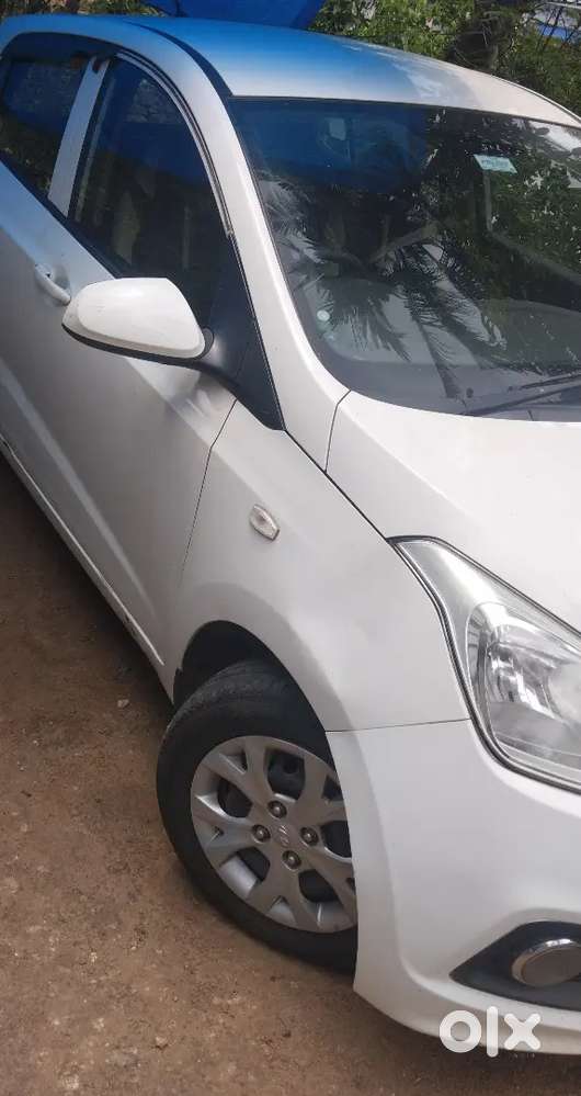 Hyundai Grand I10 2015 Diesel 85000 Km Driven