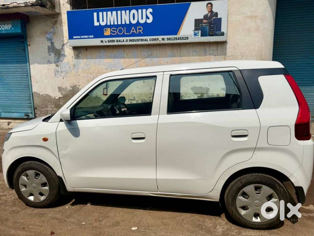 Maruti Suzuki Wagon R 1.0 Vxi Cng, 2022, Cng & Hybrids