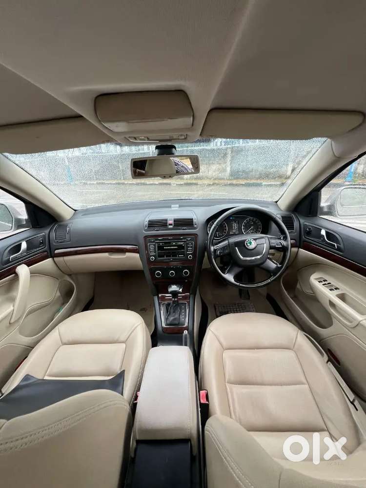 Skoda Laura Ambiente 2013 Diesel