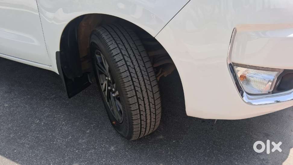 Toyota Innova Crysta 2.4 V 8 Str, 2024, Diesel