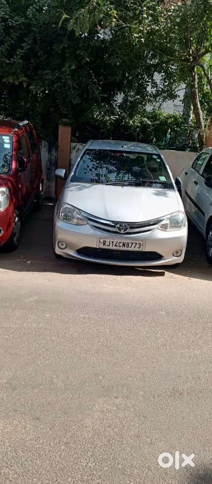 Toyota Etios 1.5 G 2012