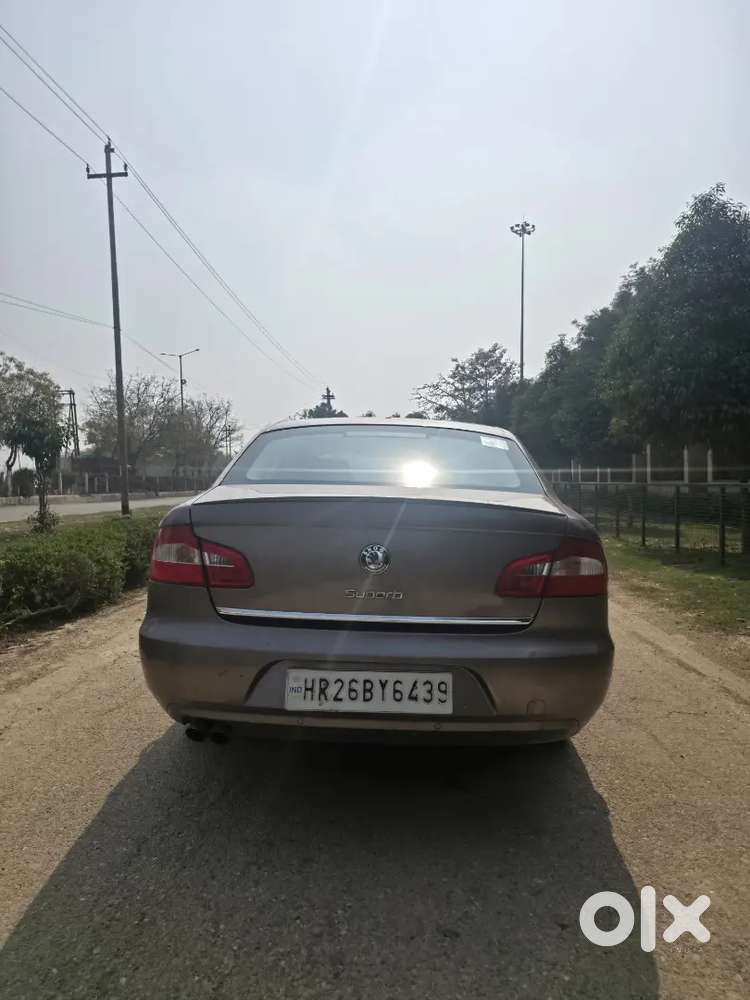 65 Lakh Ki Car Sirf 4 Lakh Mein
