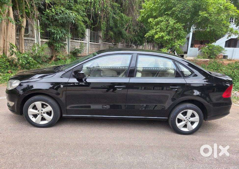 Skoda Rapid 1.6 Elegance Tdi, 2015, Diesel