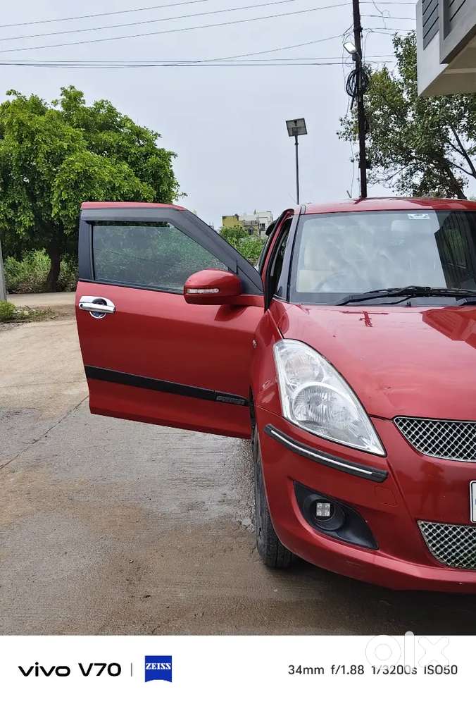Maruti Suzuki Swift 2012 Petrol 104860 Km Driven