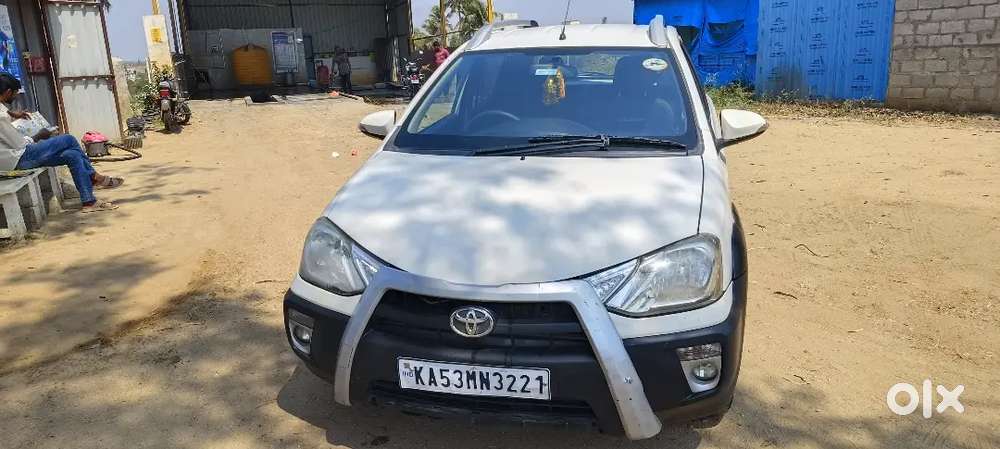 Toyota Etios Cross 2015 Diesel 125000 Km Driven