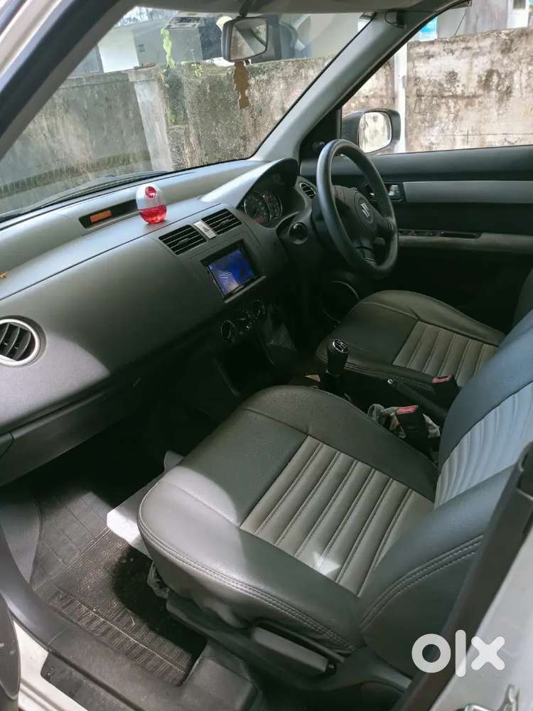 Maruti Suzuki Dzire 1.2 Vxi 2011