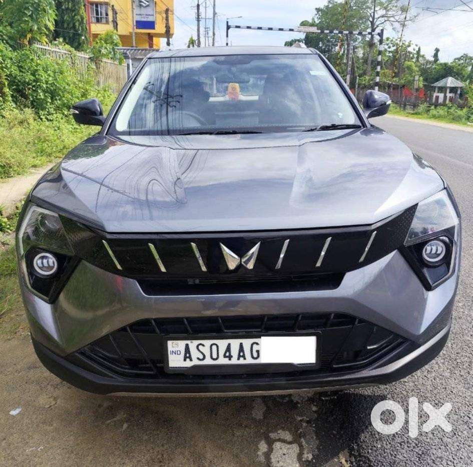Mahindra Xuv 3xo Mx3, 2025, Petrol