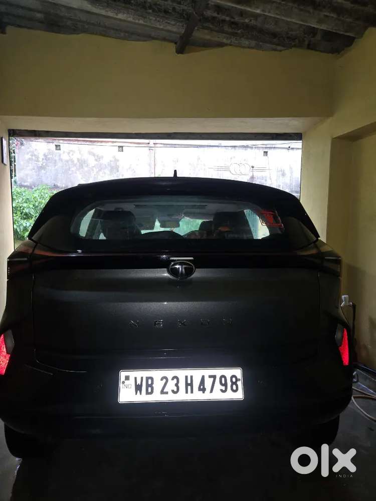 Tata Nexon Smart Plus 2025