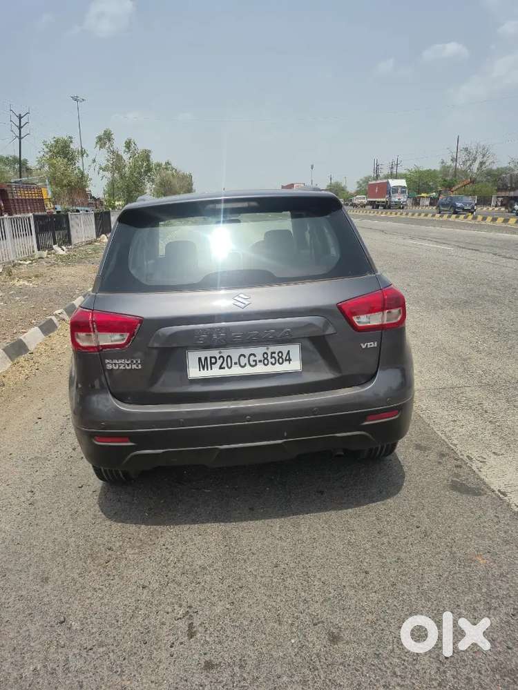 New Condition Car Argent Sale Karna Hi