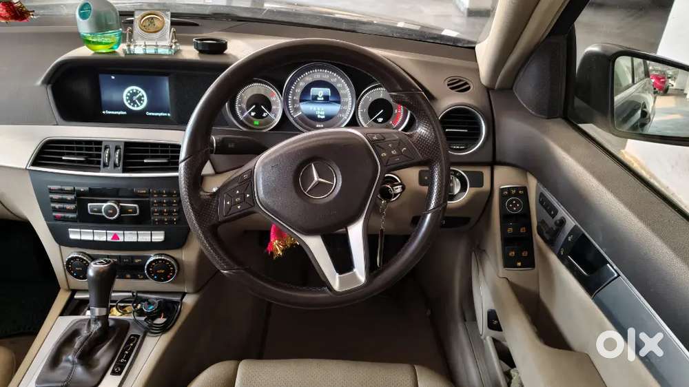 Mercedes-benz C220 Cdi Grand Edition With Vip Number(0002).