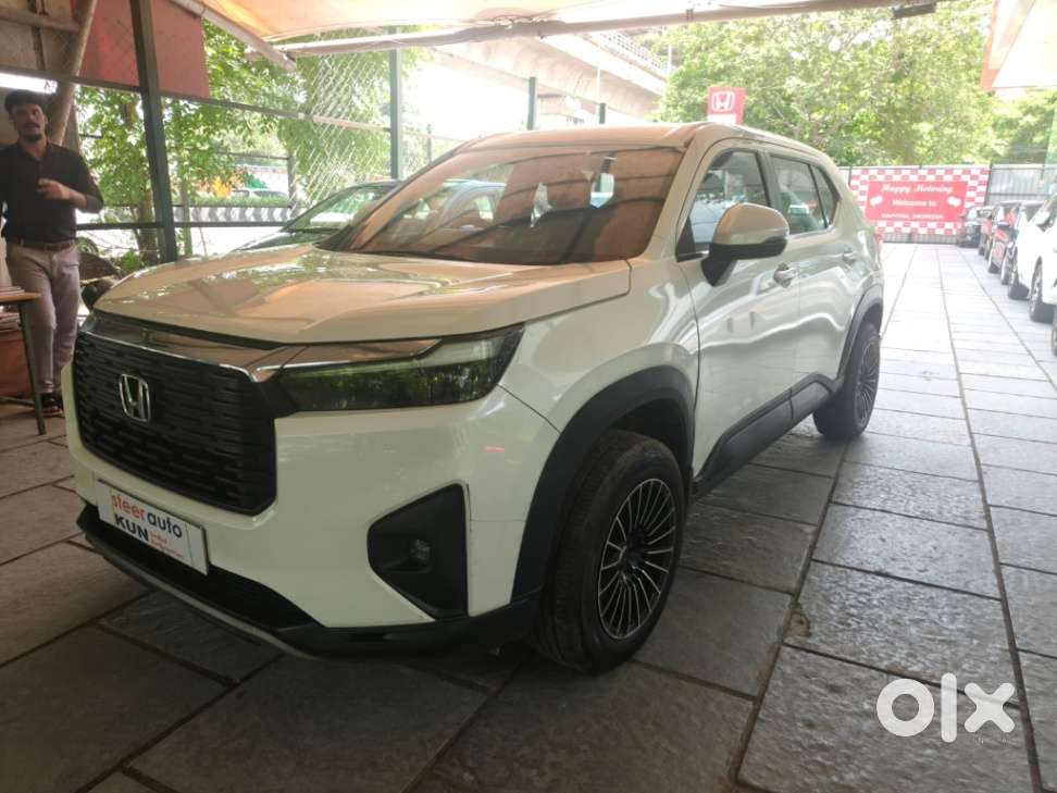 Honda Elevate V Mt, 2023, Petrol