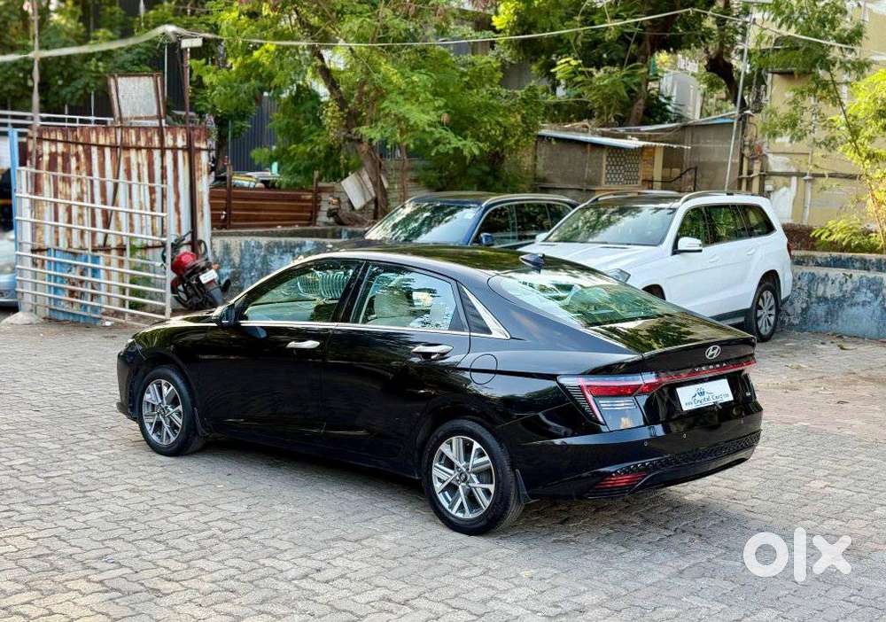 Hyundai Verna 1.5 Sx Ivt, 2023, Petrol