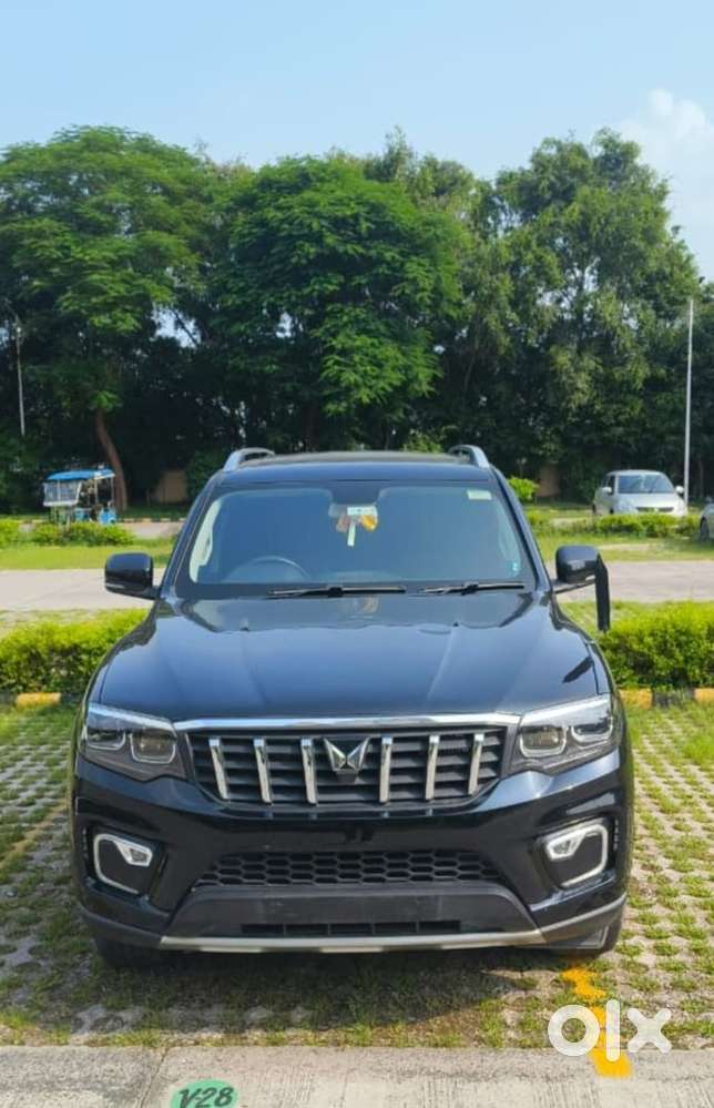 Mahindra Scorpio-n 2023 Diesel Manual