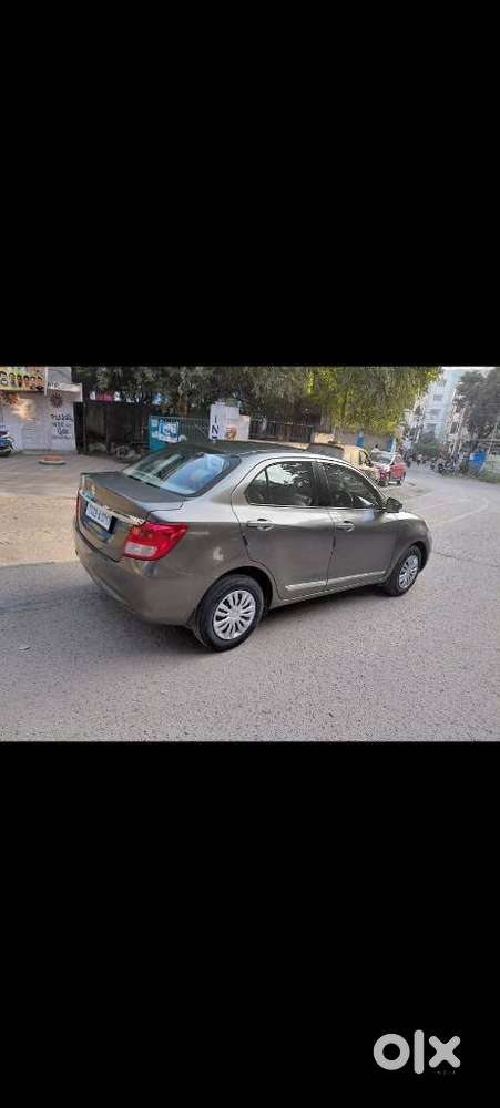 Maruti Suzuki Swift Dzire 1.2 Zxi Bsiv, 2022, Petrol