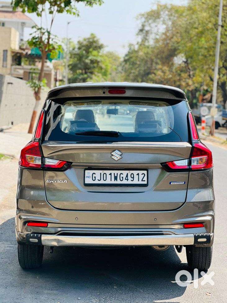 Maruti Suzuki Ertiga Zxi Plus Shvs, 2022, Petrol
