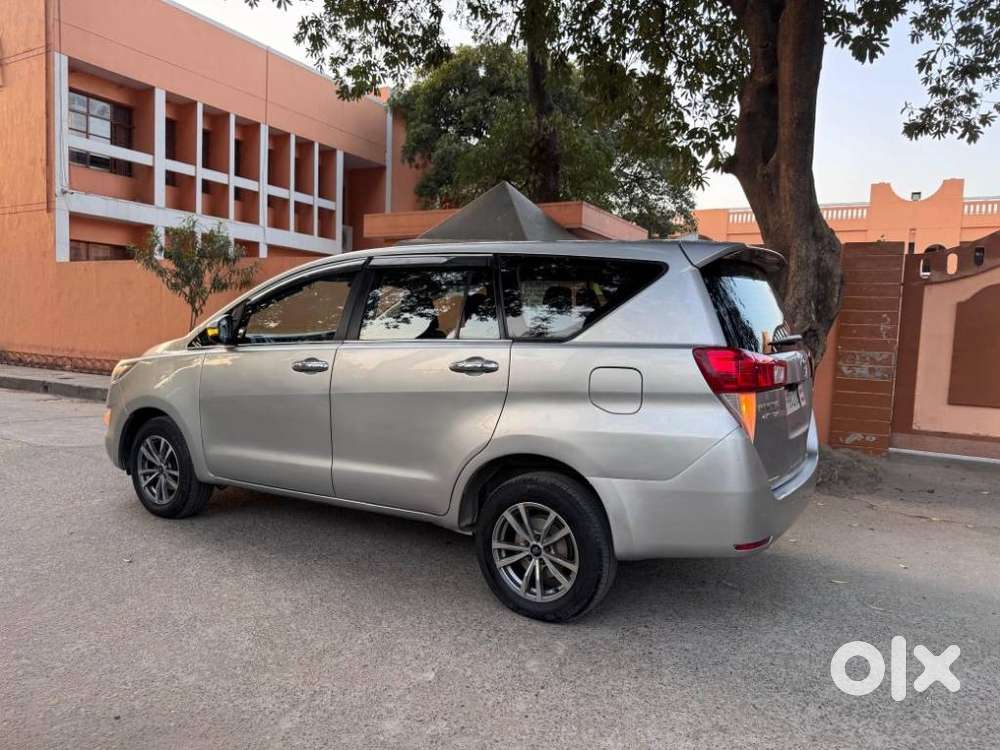 Toyota Innova Crysta 2.4 G Mt, 2019, Diesel