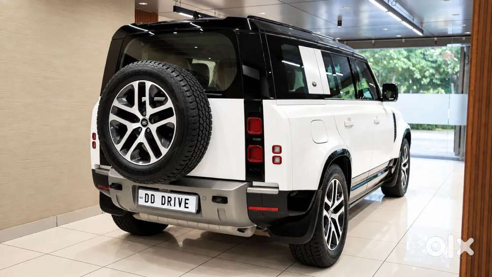 Land Rover Defender, 2024, Petrol