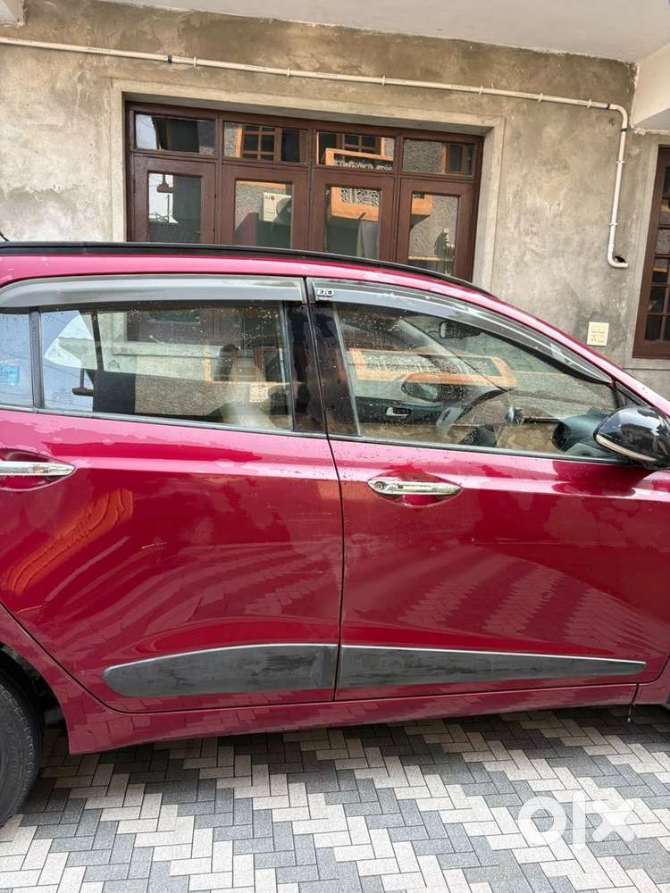 Hyundai Grand I10 Asta 2015 Model