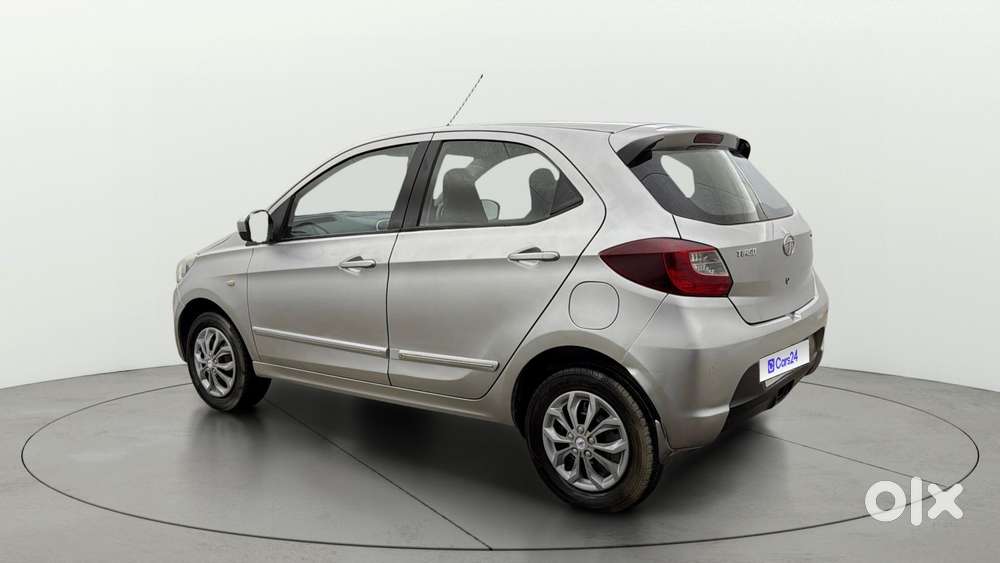 Tata Tiago 1.2 Revotron Xt, 2016, Petrol