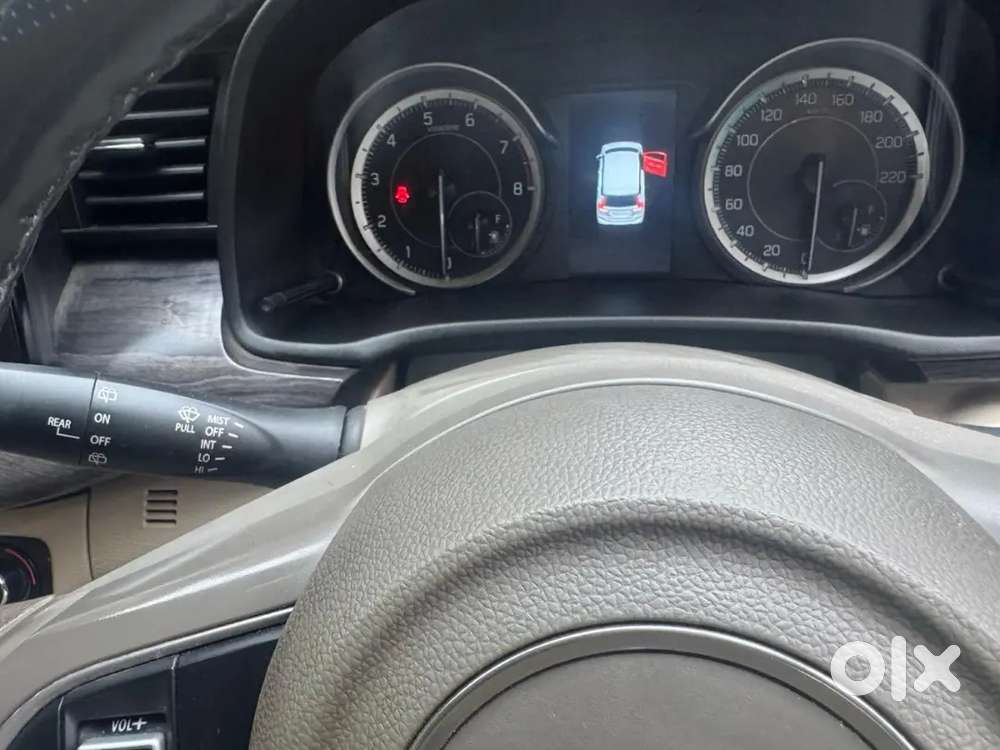 Maruti Suzuki Ertiga Zxi(o)petrol/cng 2024