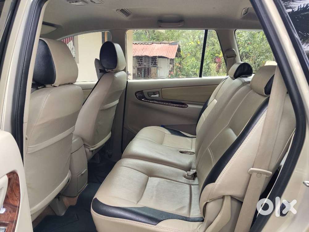 Toyota Innova 2013 Diesel 89000 Km